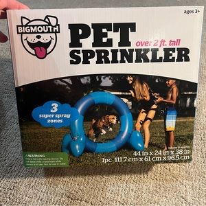 Pet Sprinkler. New in box.